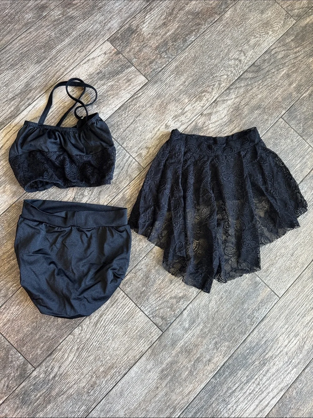 Kelle stylish black